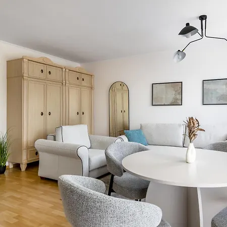 Citystay Orlowo Apartamento *